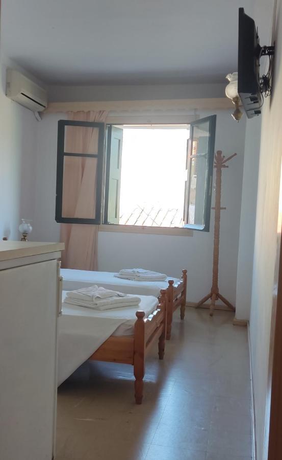 Hotel Ilion Petra  Bagian luar foto